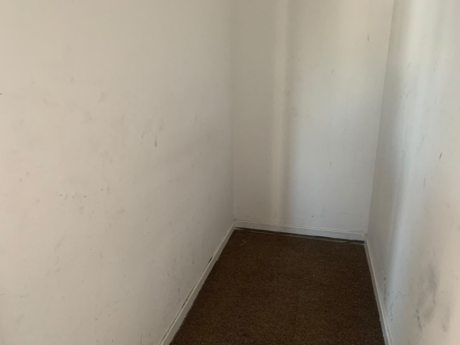 To Let Commercial Property for Rent in Townsend Estate Western Cape